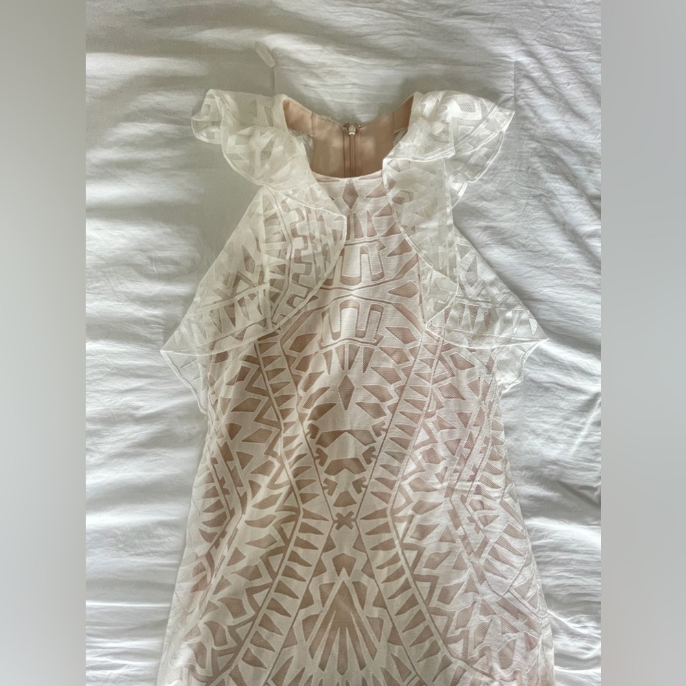 High Quality BCBG Max Azria Jenni Cream Deco Lace Ruffle Dress, Like New!